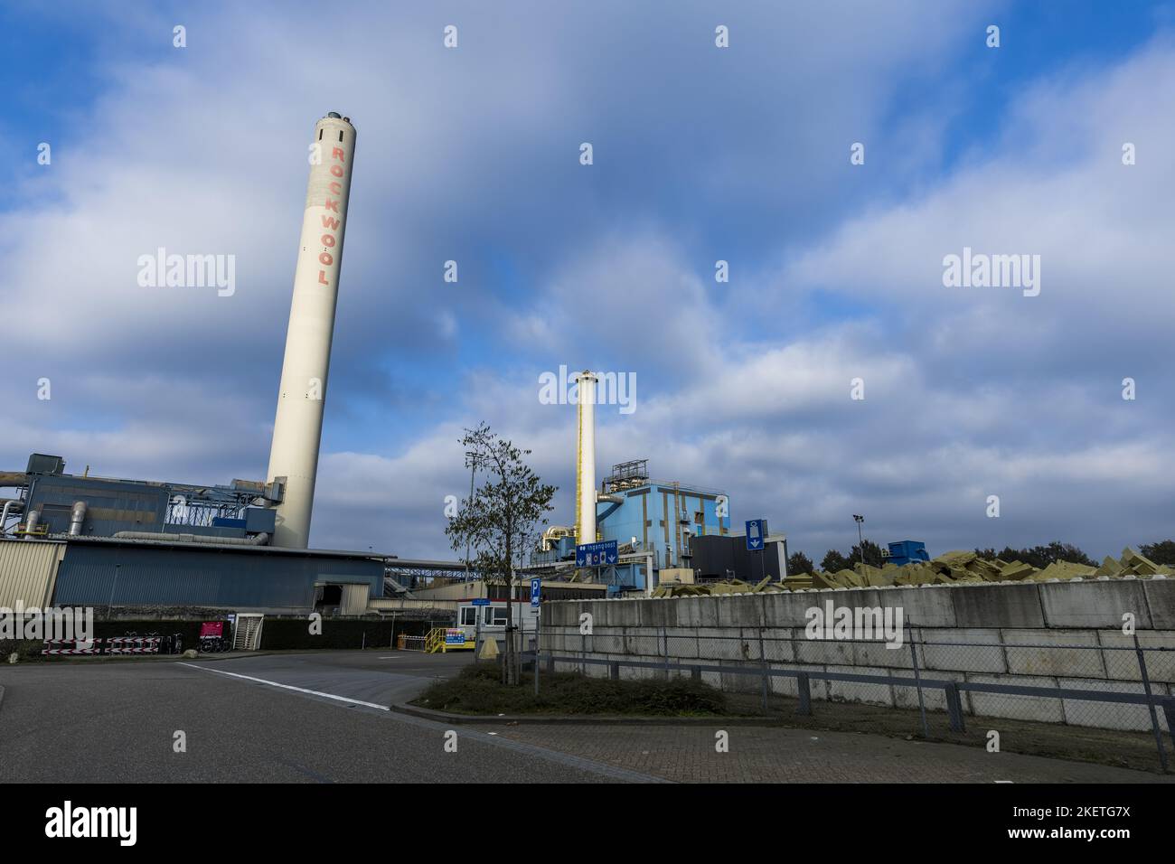 2022-11-14 11:15:57 ROERMOND - Rockwool in Roermond. Der Minister besuchte die Region mehrmals, um das Stickstoffproblem zu erörtern. ANP MARCEL VAN HOORN niederlande Out - belgien Out Stockfoto