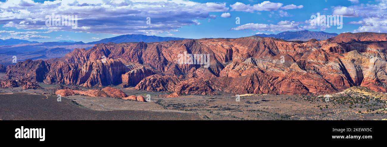 Blick auf den Snow Canyon vom Jones Bones Wanderweg St. George Utah Zion's National Park. USA. Stockfoto