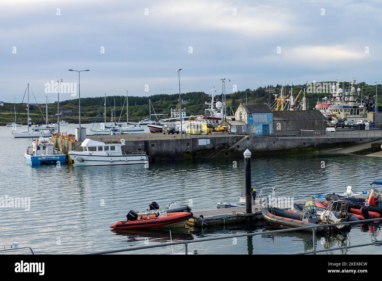 Baltimore Harbour Irland im Sommer Stockfoto