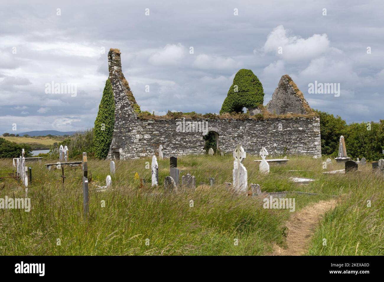 Rath alte Kirche und Friedhof Stockfoto