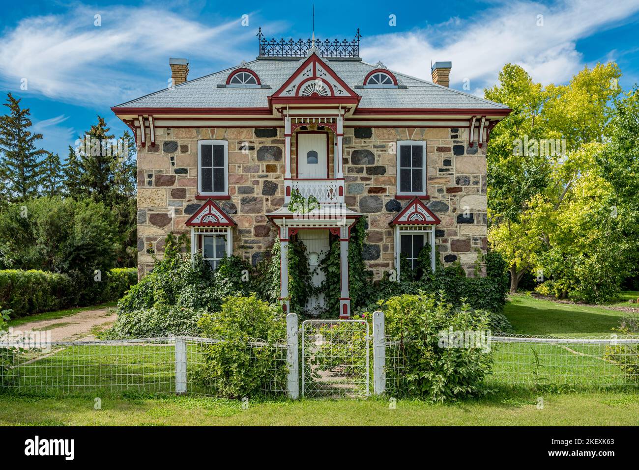 Abernethy, SK- 21. August 2022: W. R. Motherwells historisches Haus auf dem Motherwell Homestead, jetzt eine National Historic Site Stockfoto