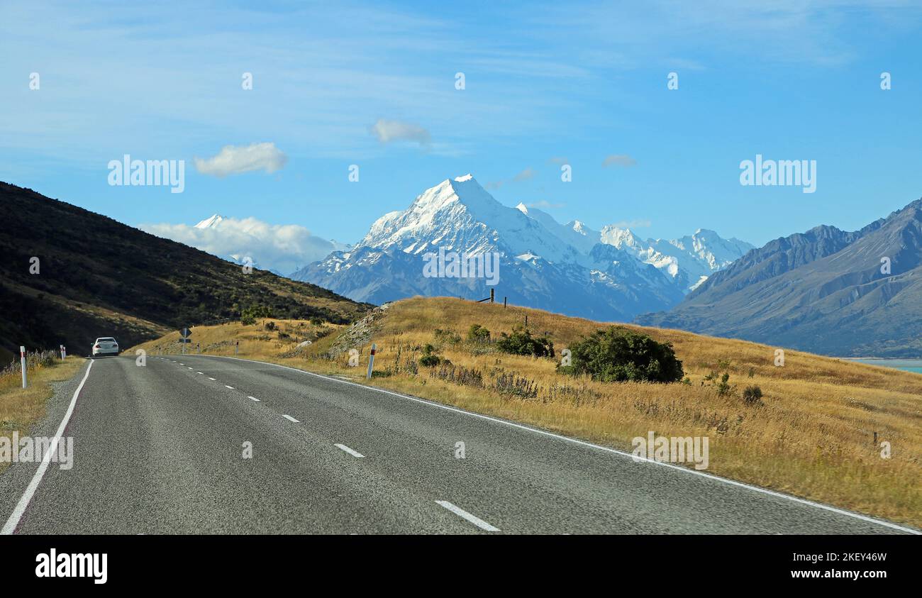 Verkehr und Mt Cook - Neuseeland Stockfoto