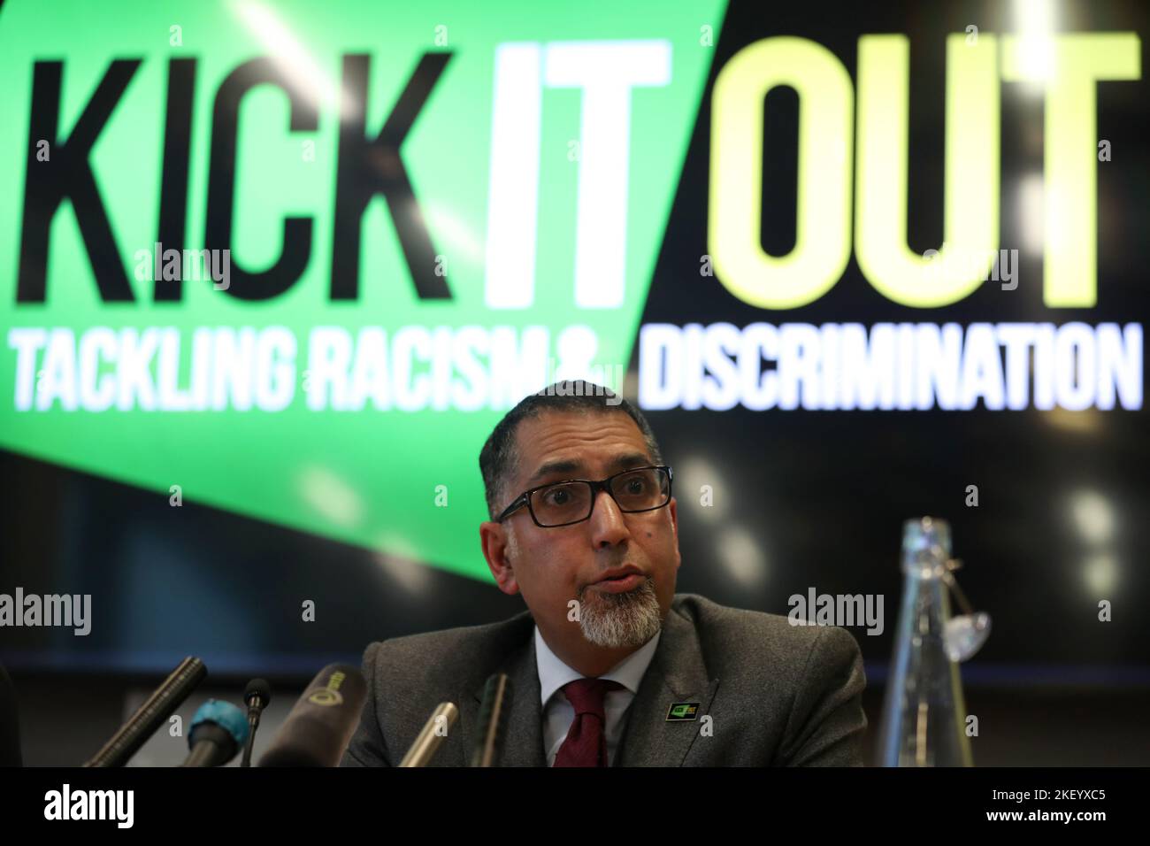 Datei-Foto vom 12-11-2019 von Sanjay Bhandari, der zusammen mit den Twitter- und Facebook-Bossen Elon Musk und Mark Zuckerberg einen offenen Brief an Premierminister Rishi Sunak geschrieben hat, in dem er sie aufforderte, Fußballspielern, Mitarbeitern und Fans einen besseren Online-Schutz zu bieten. Die Regierung und Social-Media-Unternehmen wurden aufgefordert, „eine Kultur der Straflosigkeit“ bei Online-Missbrauch wenige Tage vor Beginn der Weltmeisterschaft zu beenden. Ausgabedatum: Dienstag, 15. November 2022. Stockfoto