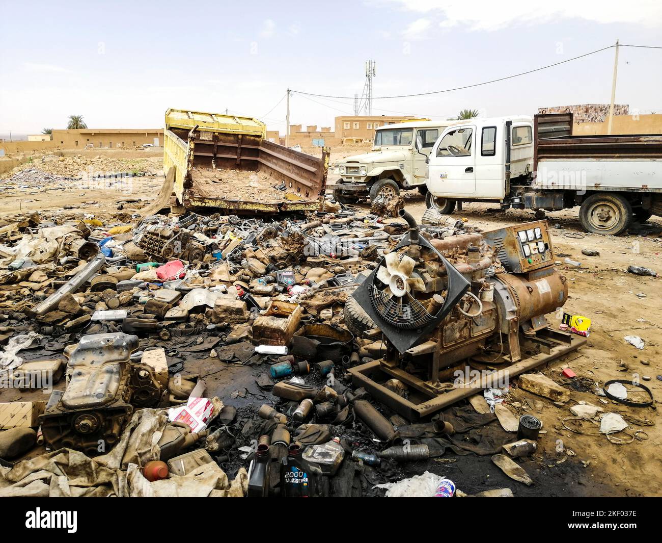 Mauretanien, Atar, Kfz-Mechaniker-Werkstatt Stockfoto