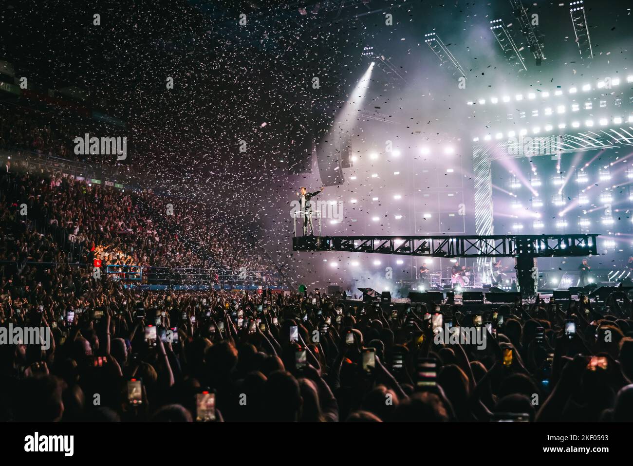 Mailand, Italien. 14.. November 2022. Cesare Cremonini tritt live bei tritt live im Mediolanum Forum Assago am 14. November 2022 in Mailand, Italien auf (Foto von Alessandro Bremec/NurPhoto) Quelle: NurPhoto/Alamy Live News Stockfoto