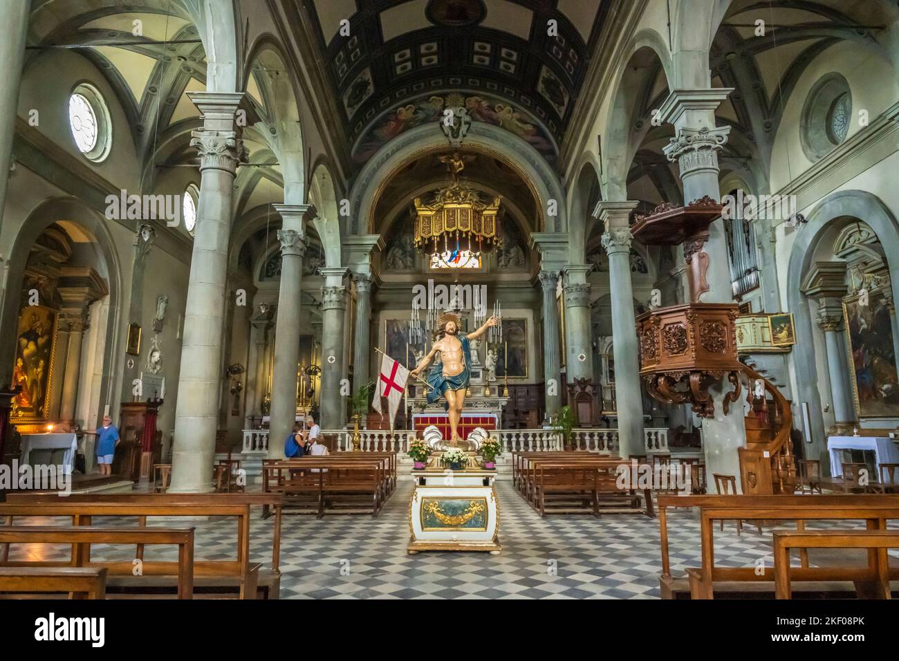 Innenansicht des Duomo (Kathedrale von Cortona) auf der Piazza del Duomo in der Stadt Cortona in der Toskana, Italien Stockfoto