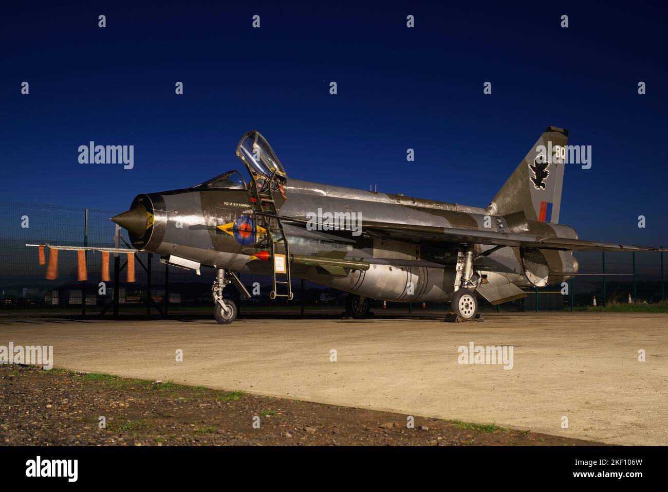 English Electric, / BAC Lightning F6 XS904 at Lightning Preservation Group, Twilight Event, 12.. November 2022, Bruntingthorpe.England, Vereinigtes Königreich. Stockfoto