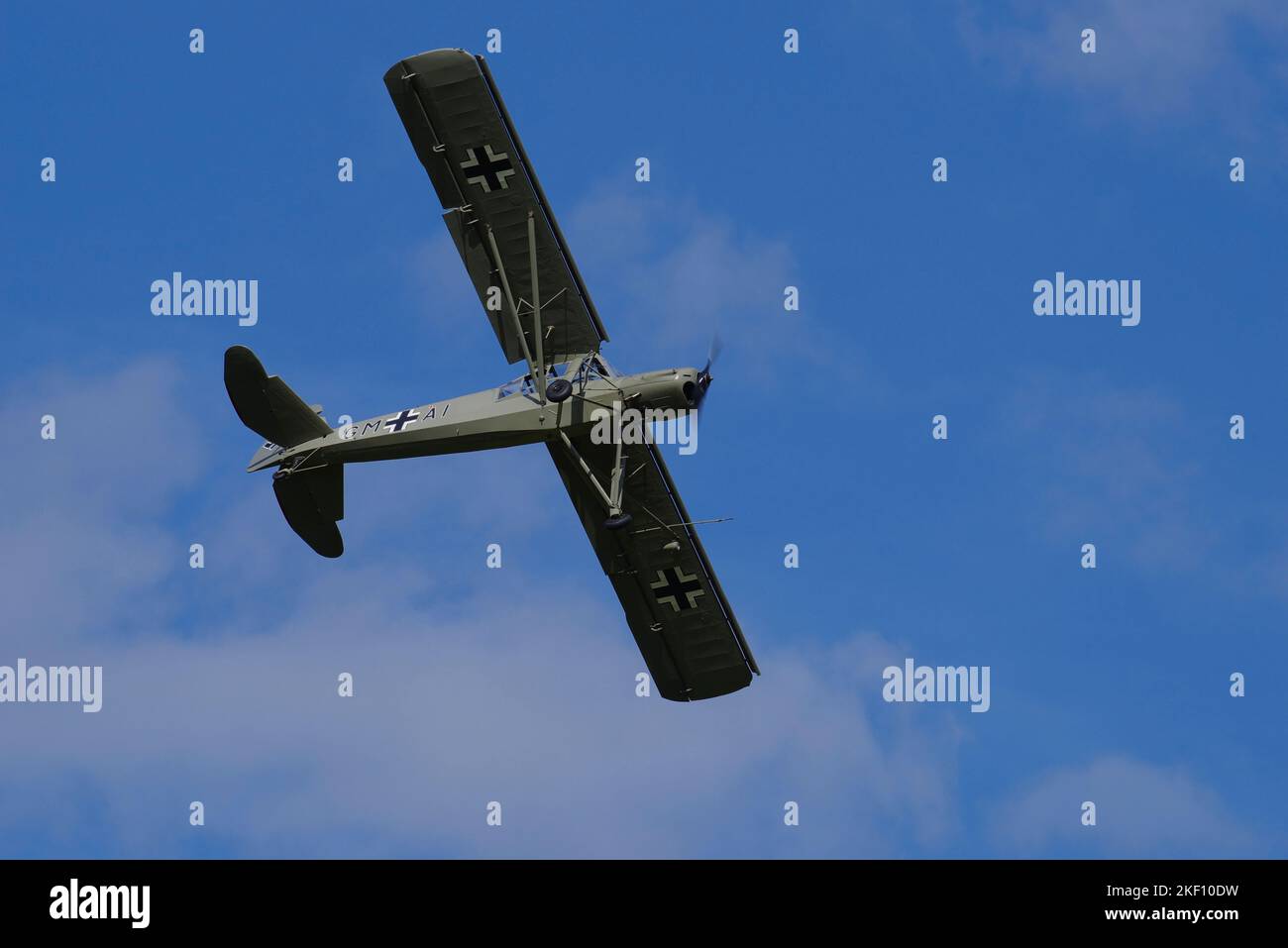 Fi-156, Fiesler Storch, GM+AI, G-STCH, bei Old Warden, Biggleswade, Bedfordshire, England, Vereinigtes Königreich. Stockfoto