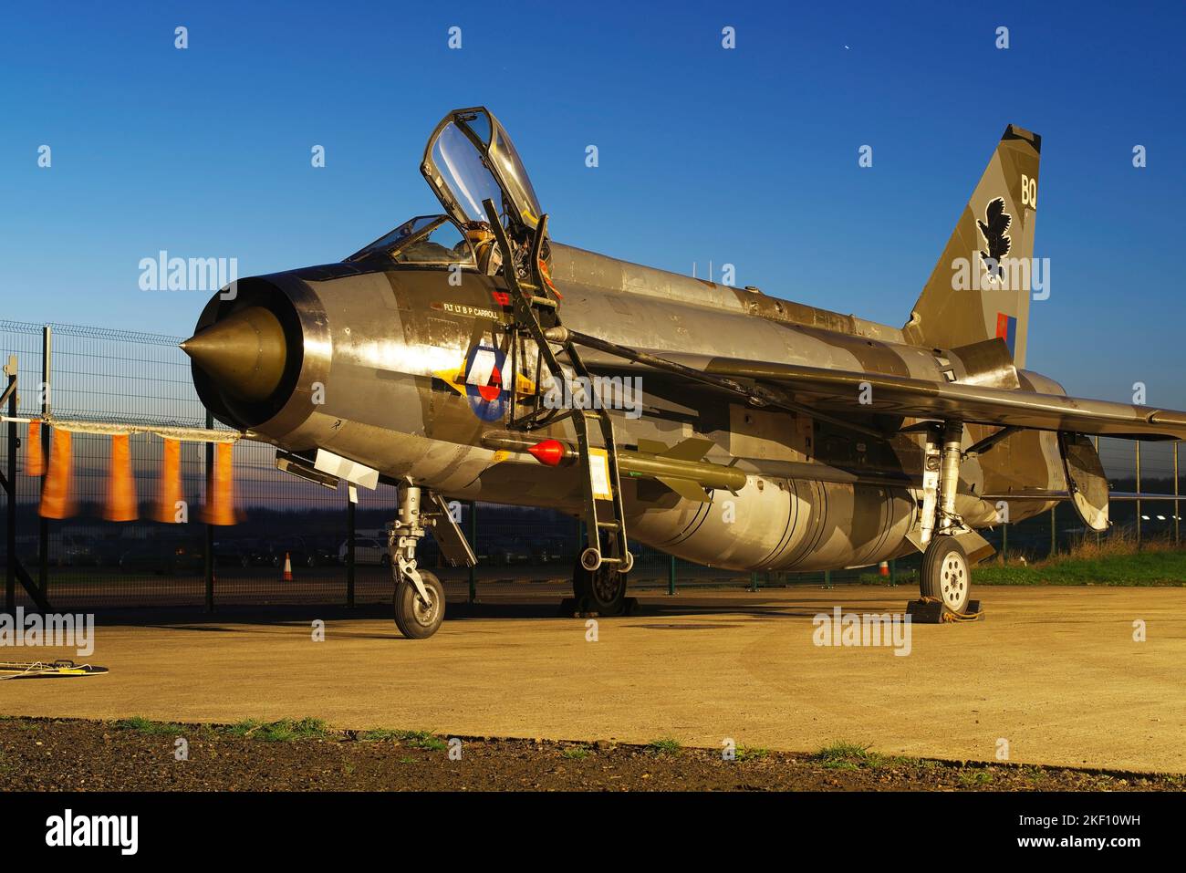 English Electric, / BAC Lightning F6 XS904 at Lightning Preservation Group, Twilight Event, 12.. November 2022, Bruntingthorpe.England, Vereinigtes Königreich. Stockfoto