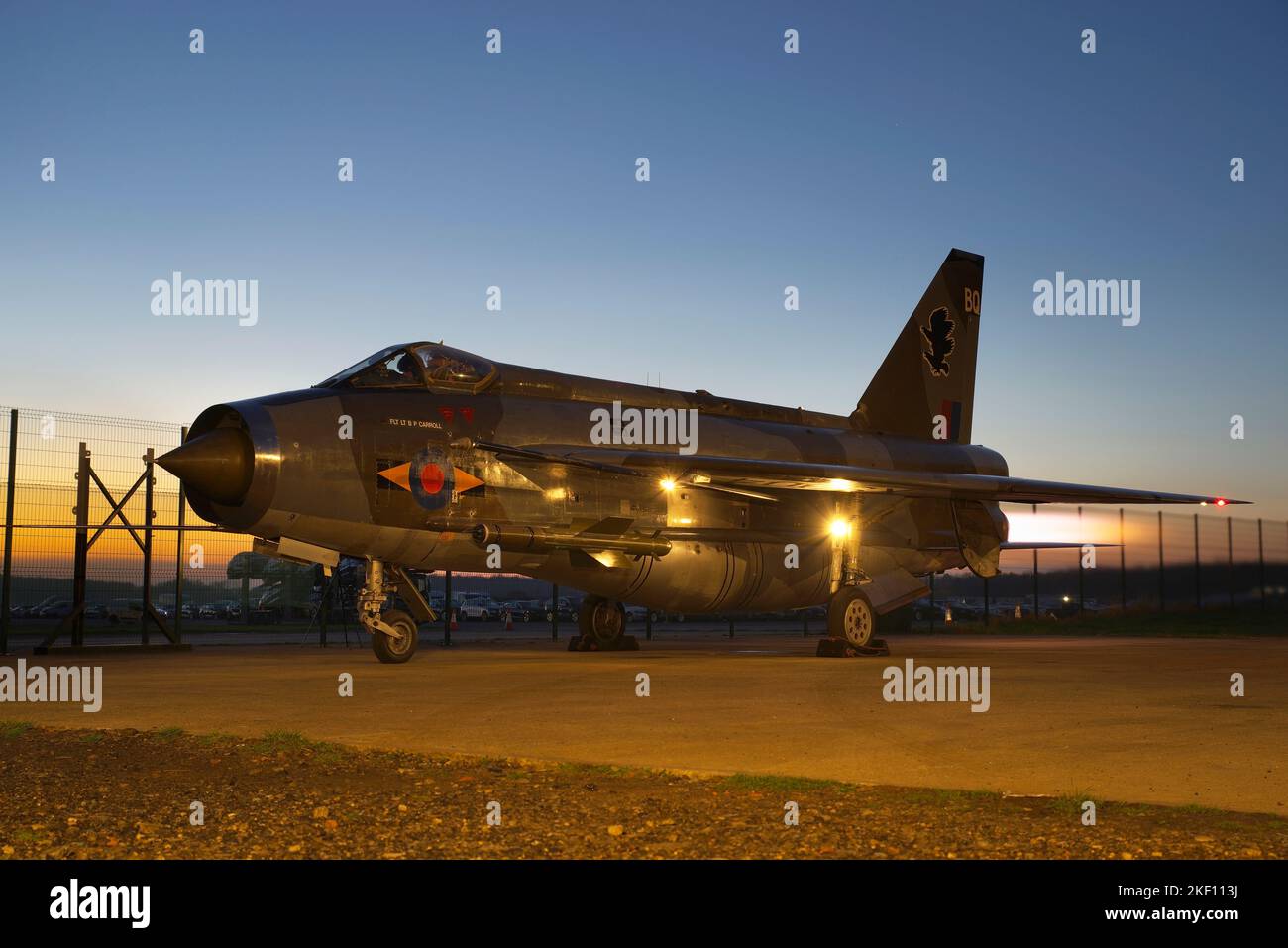 English Electric, / BAC Lightning F6 XS904 at Lightning Preservation Group, Twilight Event, 12.. November 2022, Bruntingthorpe.England, Vereinigtes Königreich. Stockfoto