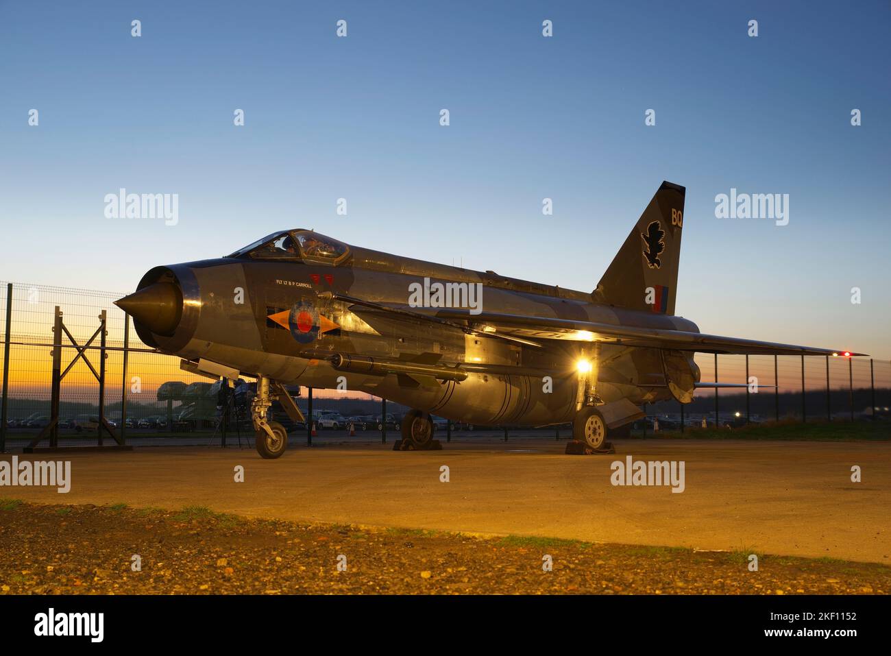 English Electric, / BAC Lightning F6 XS904 at Lightning Preservation Group, Twilight Event, 12.. November 2022, Bruntingthorpe.England, Vereinigtes Königreich. Stockfoto