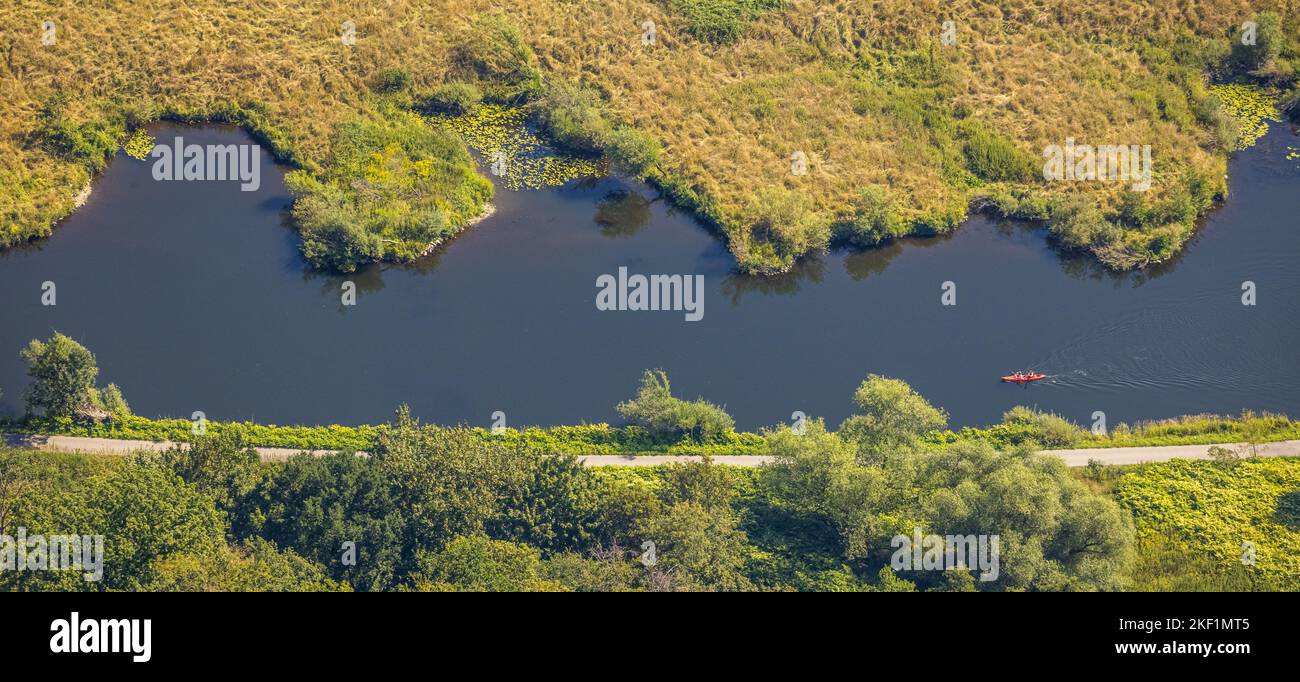 Luftaufnahme, Kayaker, Ruhraue in Winz, Hattingen, Ruhrgebiet, Nordrhein-Westfalen, Deutschland, Hochebene, Boot, DE, Europa, Formen und kol Stockfoto