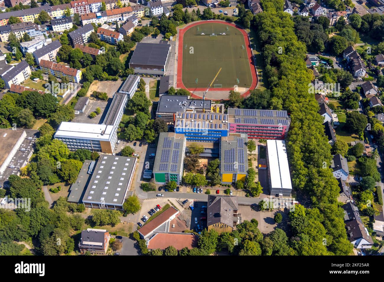 Luftbild, Berufskolleg Witten und Sportplatz Husemannstraße, Otto-Schott-Gesamtschule (früher Realschule), Witten, Ruhrgebiet, Nordrhein-Westfalen, De Stockfoto