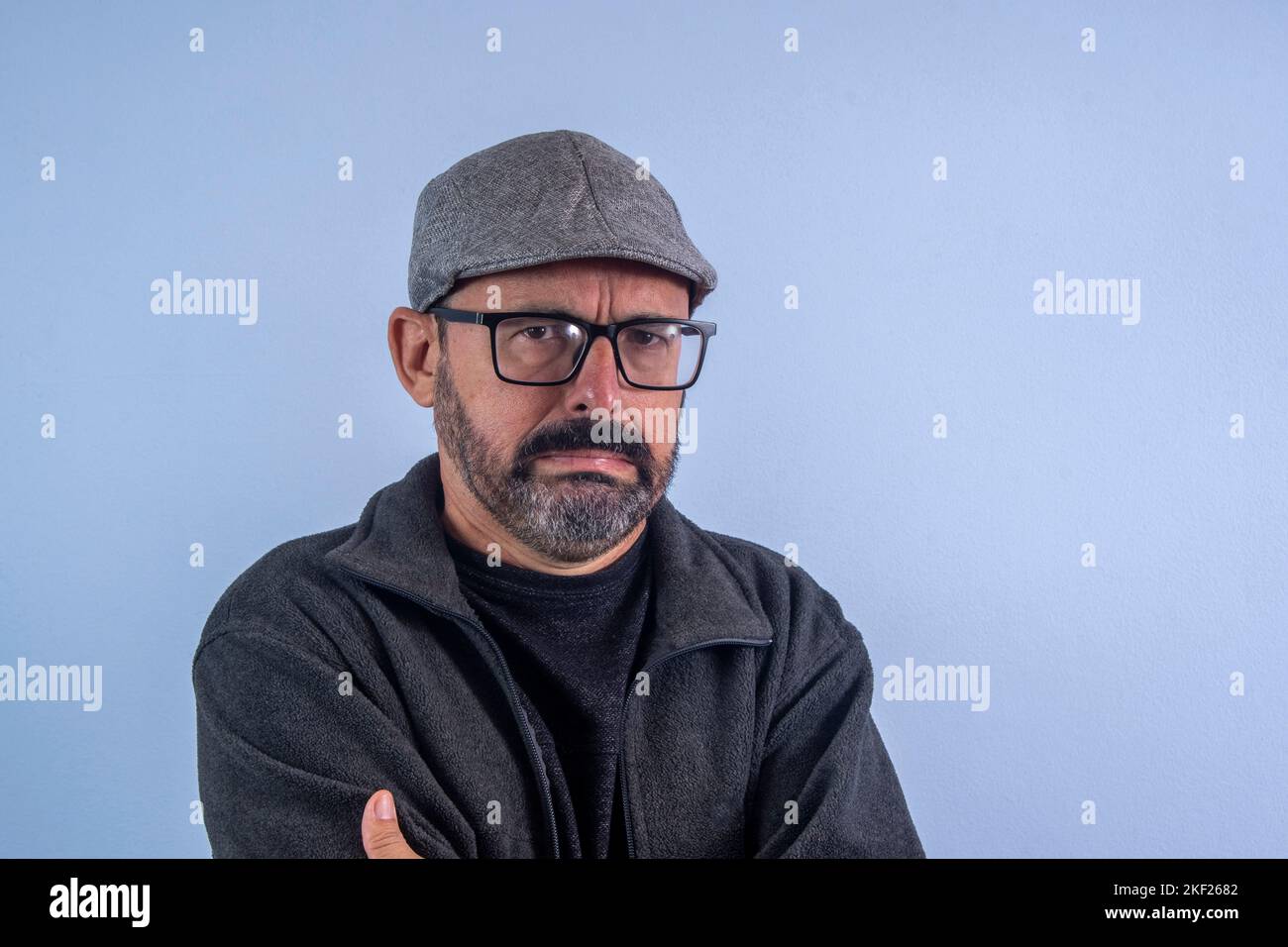 60-jähriger Mann mit wütender Expression Stockfoto