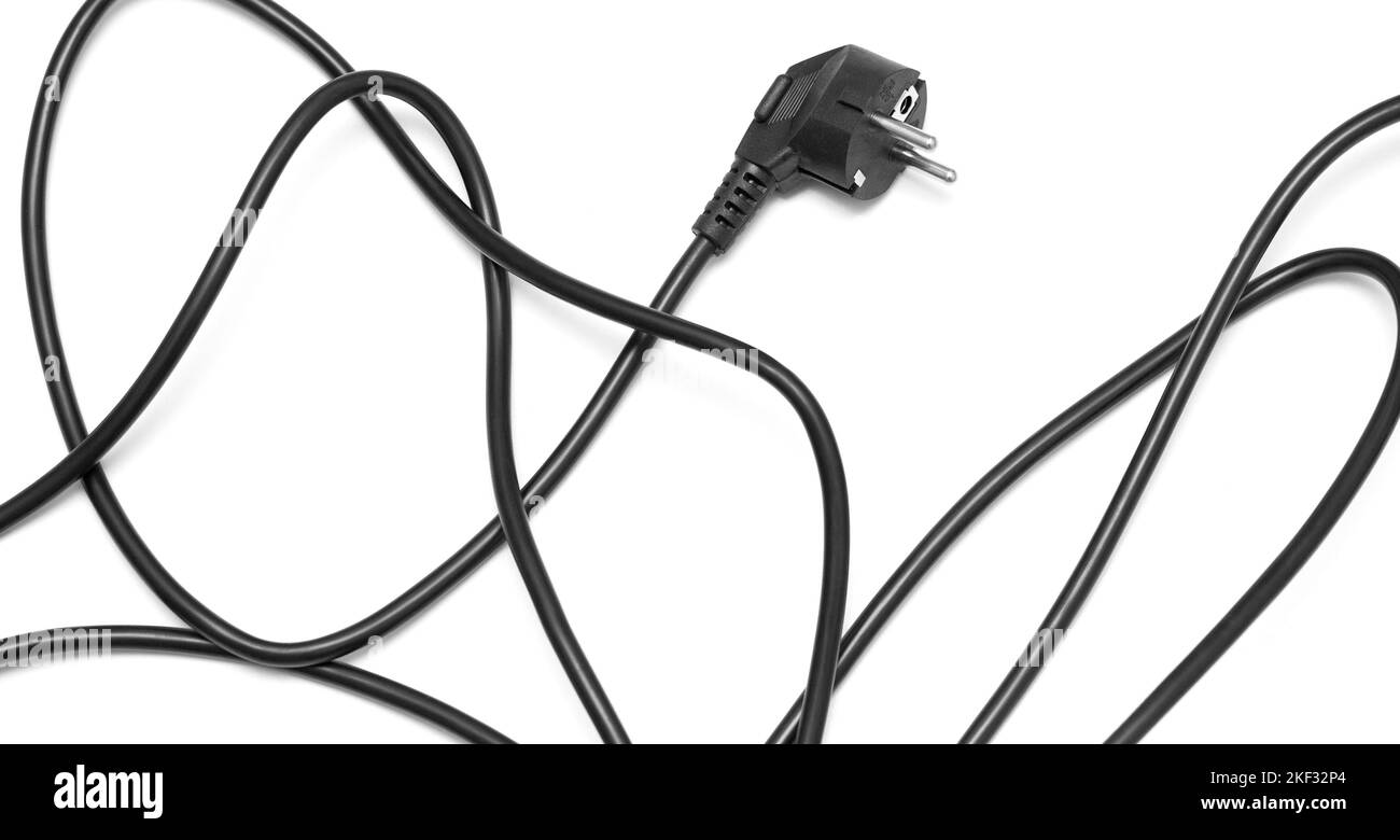 Schwarzes Elektrokabel isoliert auf weiß Stockfoto