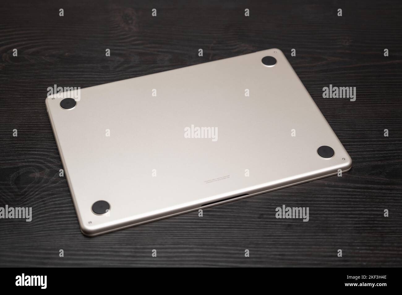 Ho-Chi-Minh-Stadt, Oktober 2022 - Macbook Air m2 Fotos nur für redaktionelle Verwendung Stockfoto