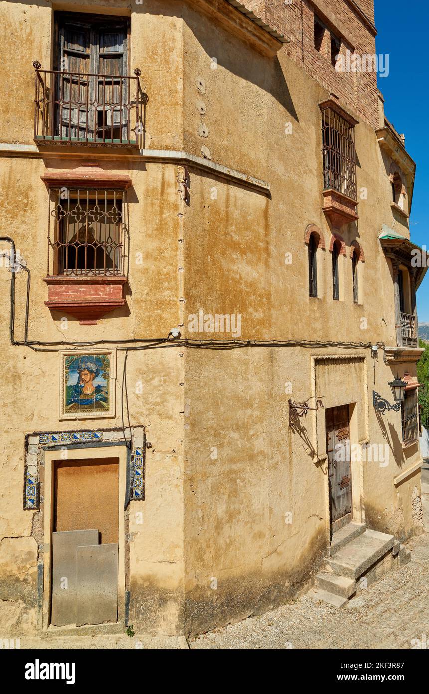 Ronda - die antike Stadt Ronda, Andalusien. Verlassene öffentliche Häuser der alten Stadt Ronda, Andalusien, Spanien. Stockfoto