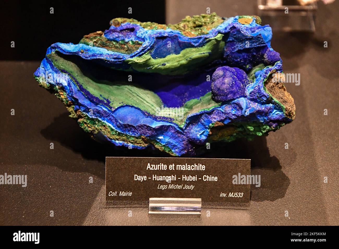 Azurit und Malachit im Crystal Museum of Espace Tairraz, Chamonix, Haute Savoie, Frankreich Stockfoto