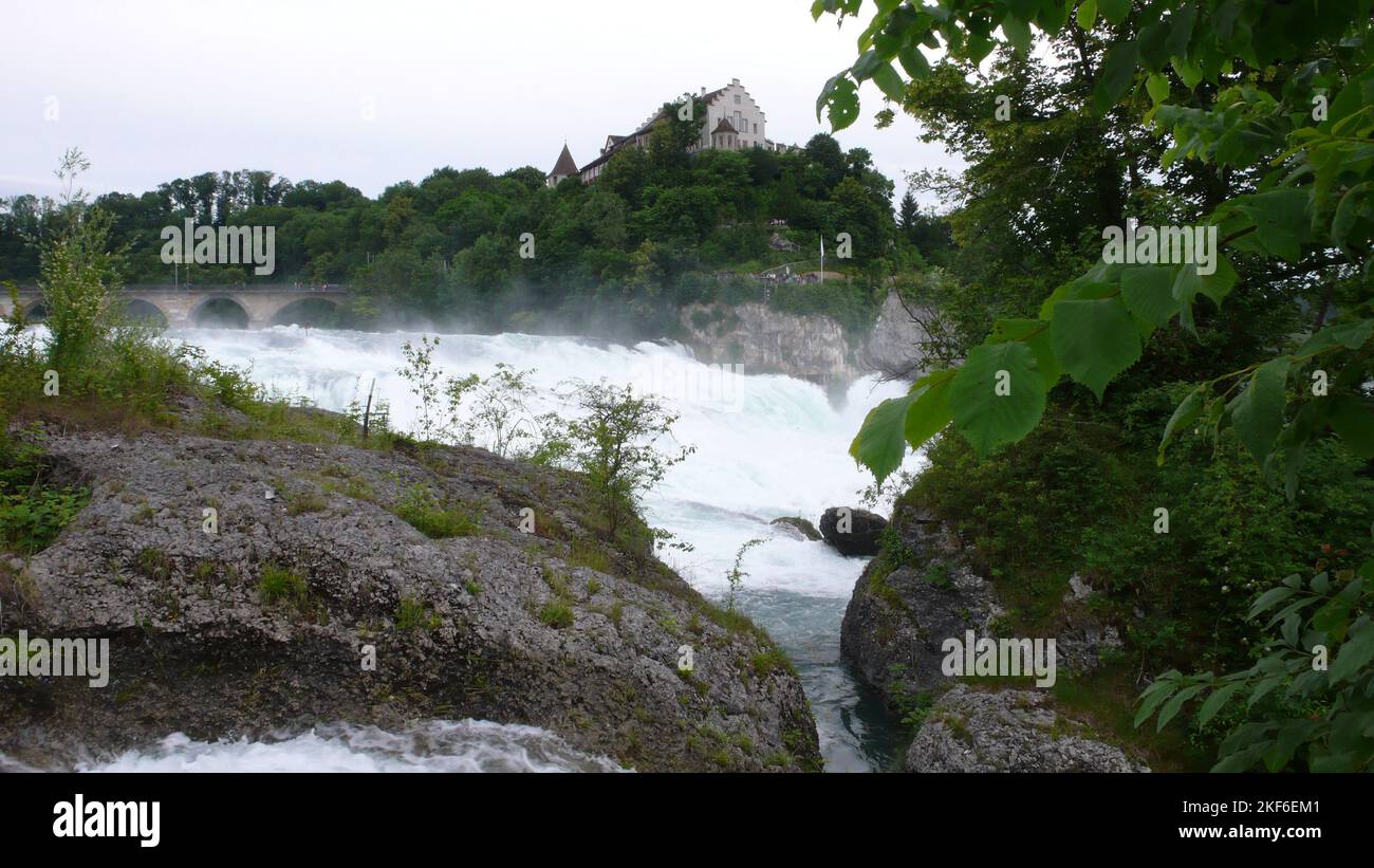 Rheinfall Rheinfall schaffhausen zürich deutschland Grenze zur schweiz Stockfoto