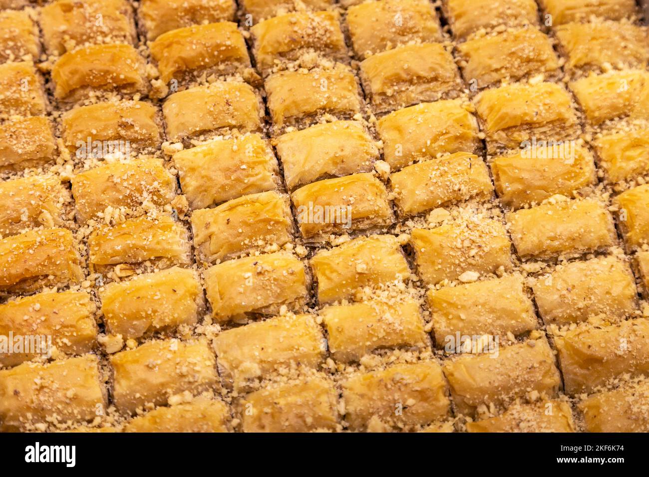 Tablett mit Baklava-Gebäck aus dem Nahen Osten Stockfoto