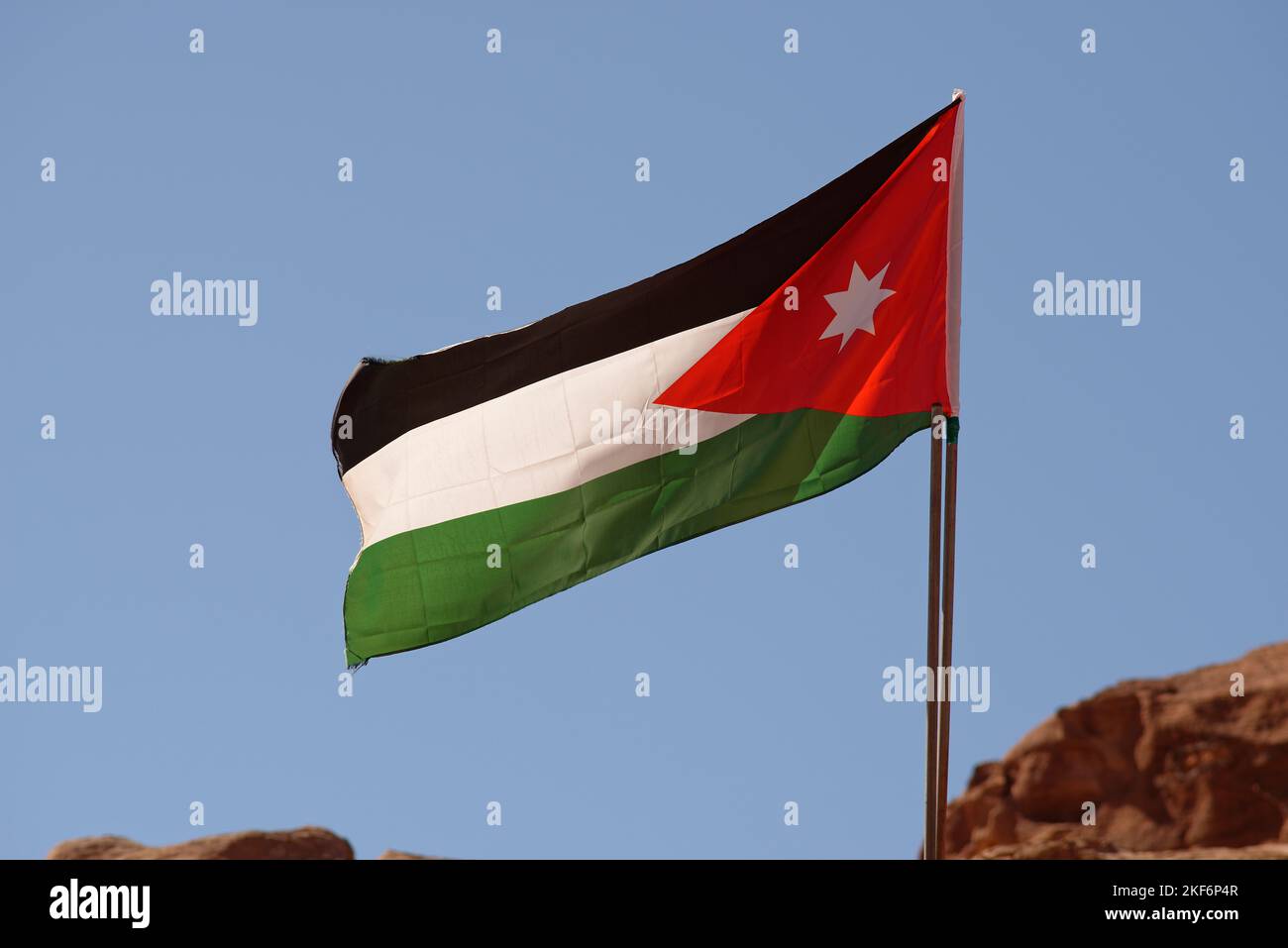 Flagge des Haschemitischen Königreichs Jordanien. Stockfoto