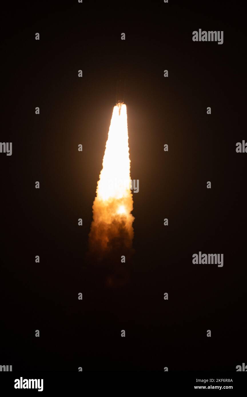 Florida, US, 16/11/2022, NASA's Space Launch System Rakete mit der ...