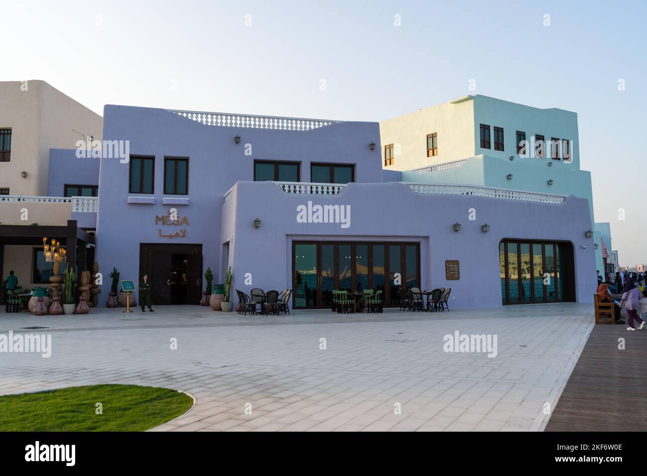 Der farbenfrohe Mina District im alten Hafen von Doha in Doha, Katar. Stockfoto