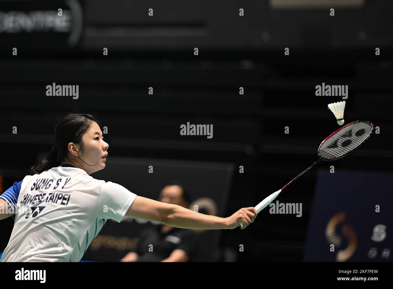 Sydney, Australien. 16.. November 2022. Sung Shuo Yun aus dem chinesischen Taipeh in Aktion gesehen während der SATHIO GRUPPE Australian Badminton Open Frauen Einzelrunde von 32 Spiel gegen einen SE Young aus Korea 2022. An gewann das Spiel 21-14, 21-13. (Foto von Luis Veniegra/SOPA Images/Sipa USA) Quelle: SIPA USA/Alamy Live News Stockfoto