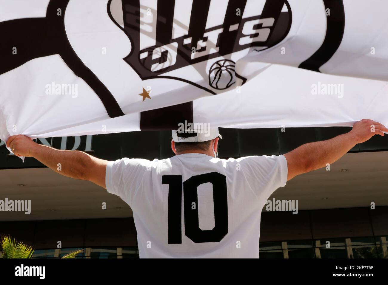 Santos Football Club Fußballfan jubelt für das Team vor dem letzten Spiel von Copa Libertadores - Rio de Janeiro, Brasilien Stockfoto