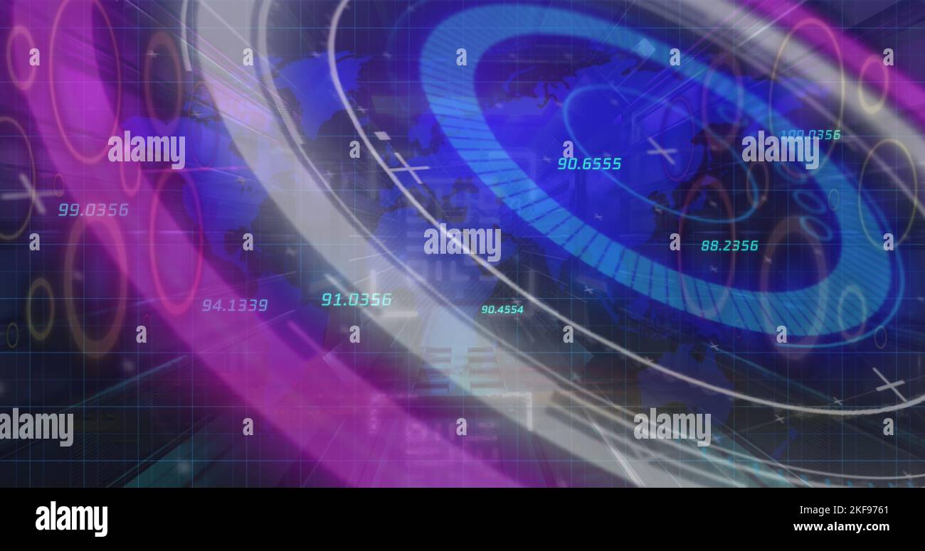 Abbildung: Verarbeitungskreis, Zahlen und qr-Code im digitalen Raum Stockfoto