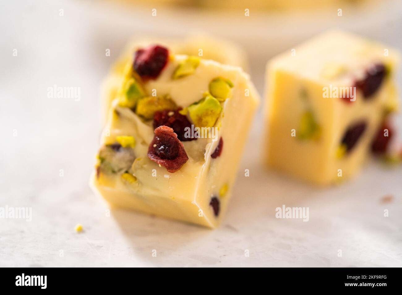 Cranberry Pistazie Fudge Stockfoto