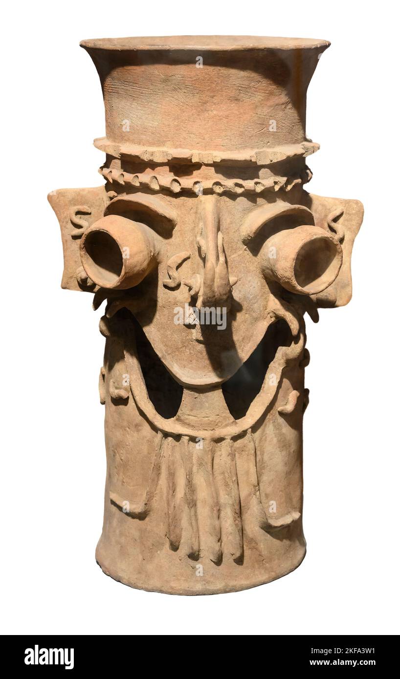 Räuchergefäß/ Zensur mit einem Bild des regengottes Tlaloc. Colima-Stil (El Chanal) frühe postklassische Periode, 900 - 1200 n. Chr. Westmexiko. Stockfoto