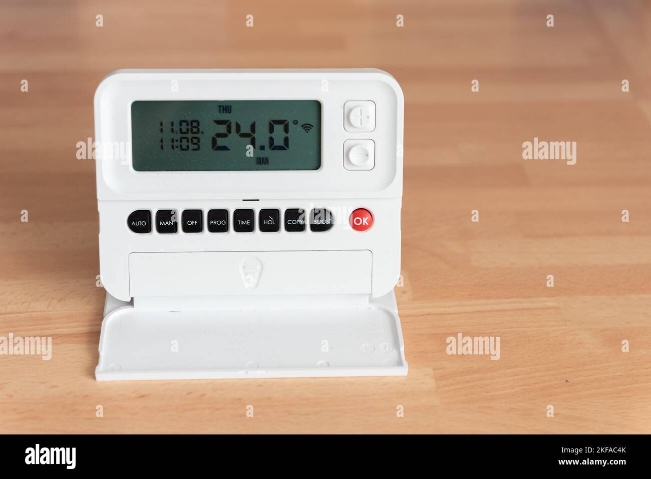 Thermostat, das die Temperatur im Anzeigegerät anzeigt Stockfoto