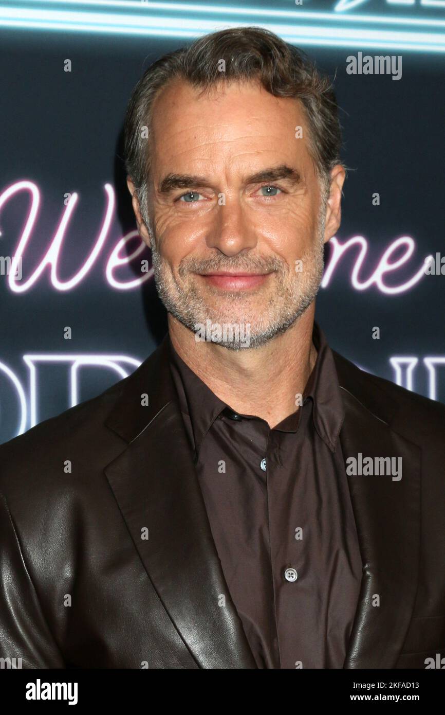 15. November 2022, West Hollywood, CA, USA: LOS ANGELES - 15. NOVEMBER: Murray Bartlett bei der Welcome to Chippendales Premiere im Pacific Design Center am 15. November 2022 in West Hollywood, CA (Bildquelle: © Kay Blake/ZUMA Press Wire) Stockfoto