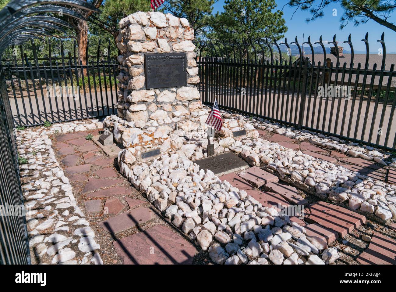 Golden, Colorado - 8. August 2022: Grabstätte des Soldaten, Büffeljägers und wilden West-Showmanns William Frederick 'Buffalo Bill' Cody auf dem Lookout Mount Stockfoto