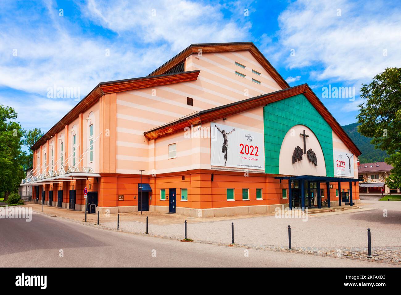 Oberammergau, Deutschland - 03. Juli 2021: Passionstheater oder Passionstheater in Oberammergau in Bayern, Deutschland Stockfoto
