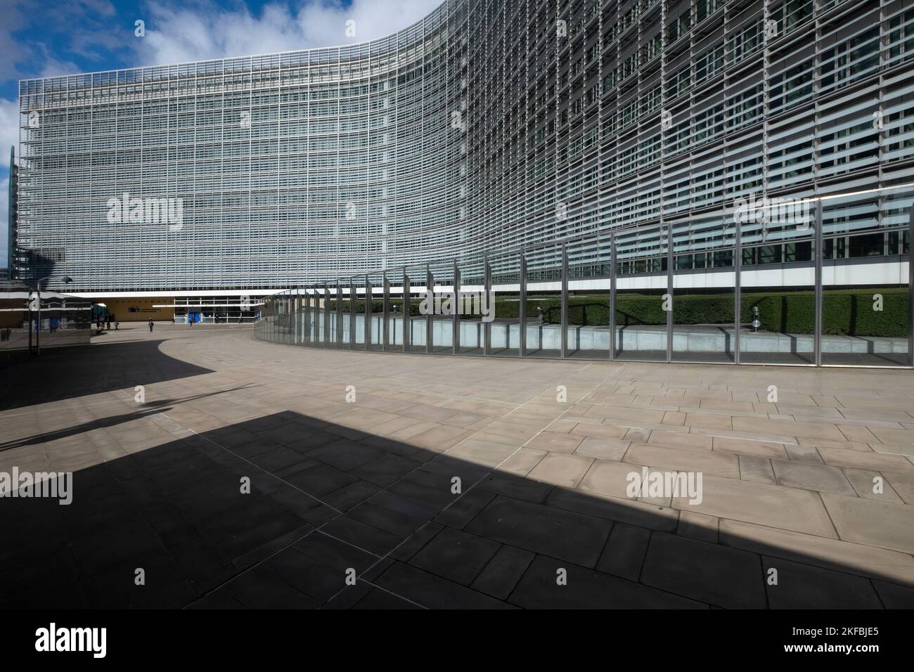 Fassade des Berlaymont-Gebäudes, Sitz der Europäischen kommission. Ein Bürogebäude in Brüssel, Belgien. Stockfoto