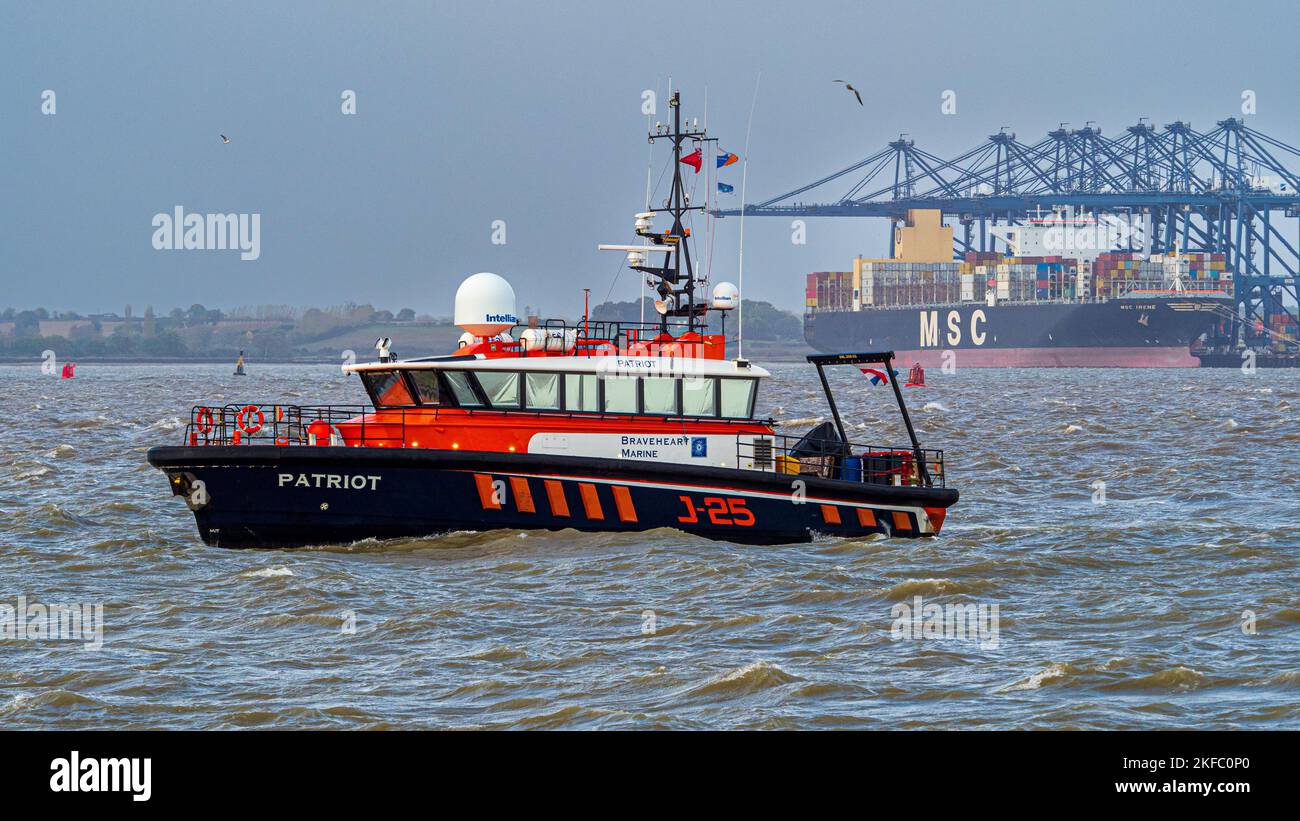 Patriot Research/Survey Vessel in Harwich Haven vermessung des Hafens von Felixstowe während der Baggerarbeiten. Braveheart Marine, registriert in NL, gebaut 2017. Stockfoto