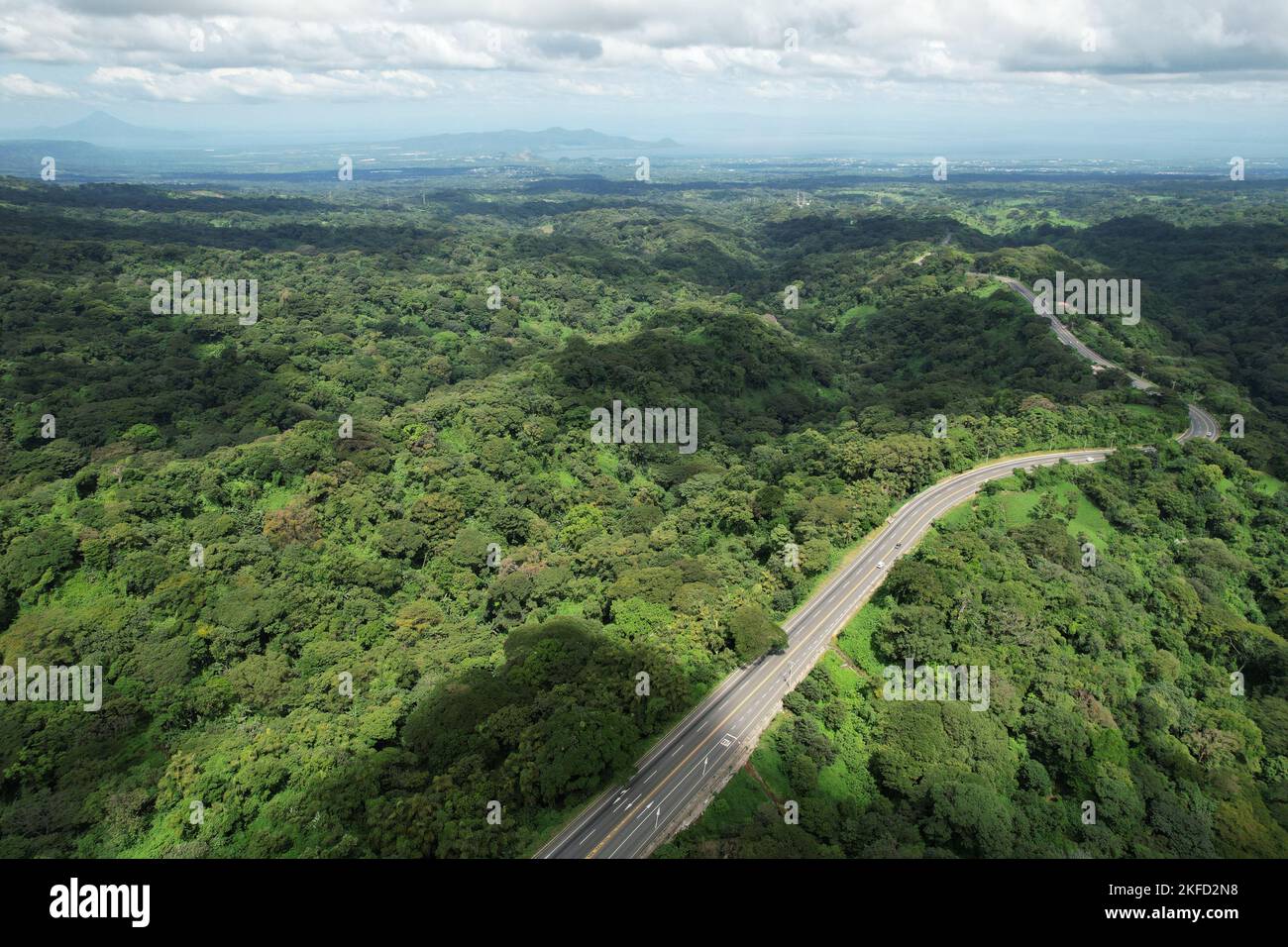 Central america Highway Road to Managua Luftdrohnenansicht Stockfoto
