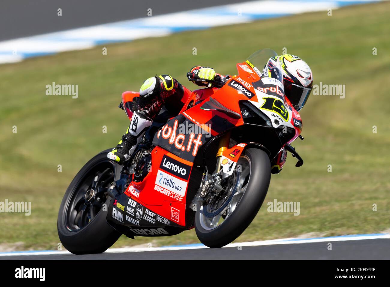 Phillip Island, Australien, 18. November 2022. Alvaro BAUTISTA aus Spanien auf der Aruba.it Racing - Ducati Ducati Panigale V4R während der 2022 FIM World Superbike Championship auf dem Phillip Island Circuit am 18. November 2022 in Phillip Island, Australien. Kredit: Dave Hewison/Speed Media/Alamy Live Nachrichten Stockfoto