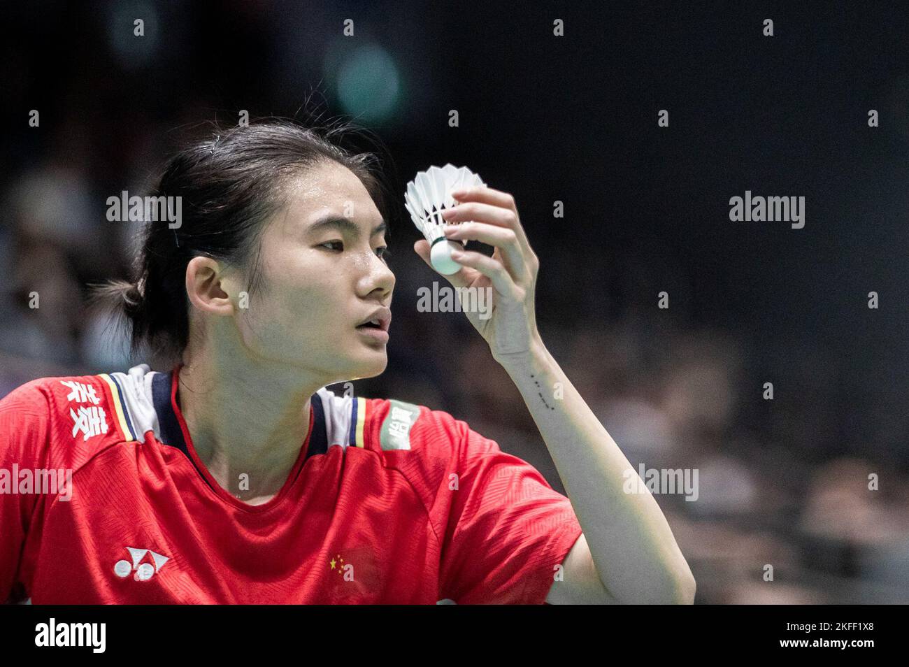 Sydney, Australien. 18.. November 2022. Han Yue aus China ist im Viertelfinalspiel der Frauen gegen Okuhara Nozomi aus Japan bei den BWF Australian Open 2022 in Sydney, Australien, am 18. November 2022 vertreten. Quelle: Hu Jingchen/Xinhua/Alamy Live News Stockfoto