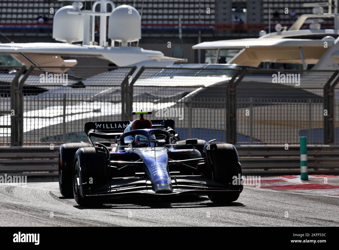 Logan Sargeant (USA) Williams Racing FW44 Academy Driver. Abu Dhabi Grand Prix, Freitag, 18.. November 2022. Yas Marina Circuit, Abu Dhabi, VAE. Stockfoto
