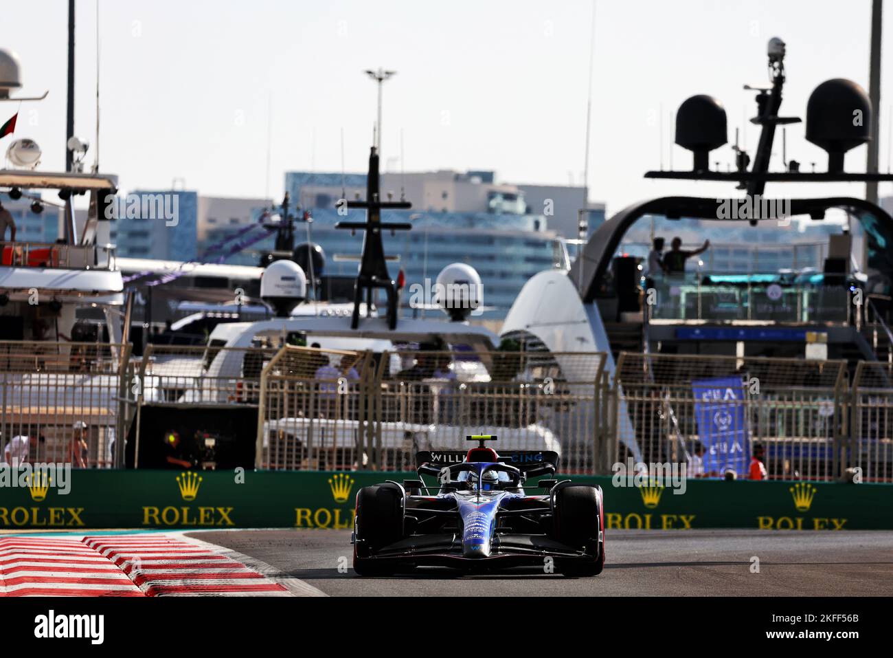 Logan Sargeant (USA) Williams Racing FW44 Academy Driver. Abu Dhabi Grand Prix, Freitag, 18.. November 2022. Yas Marina Circuit, Abu Dhabi, VAE. Stockfoto