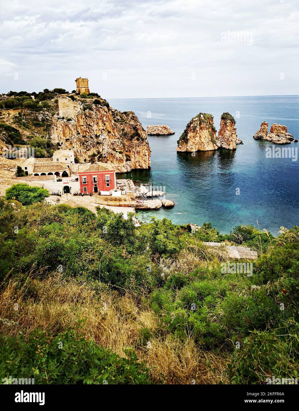 Eine schöne Landschaft von Tonnara di Scopello am Morgen Stockfoto