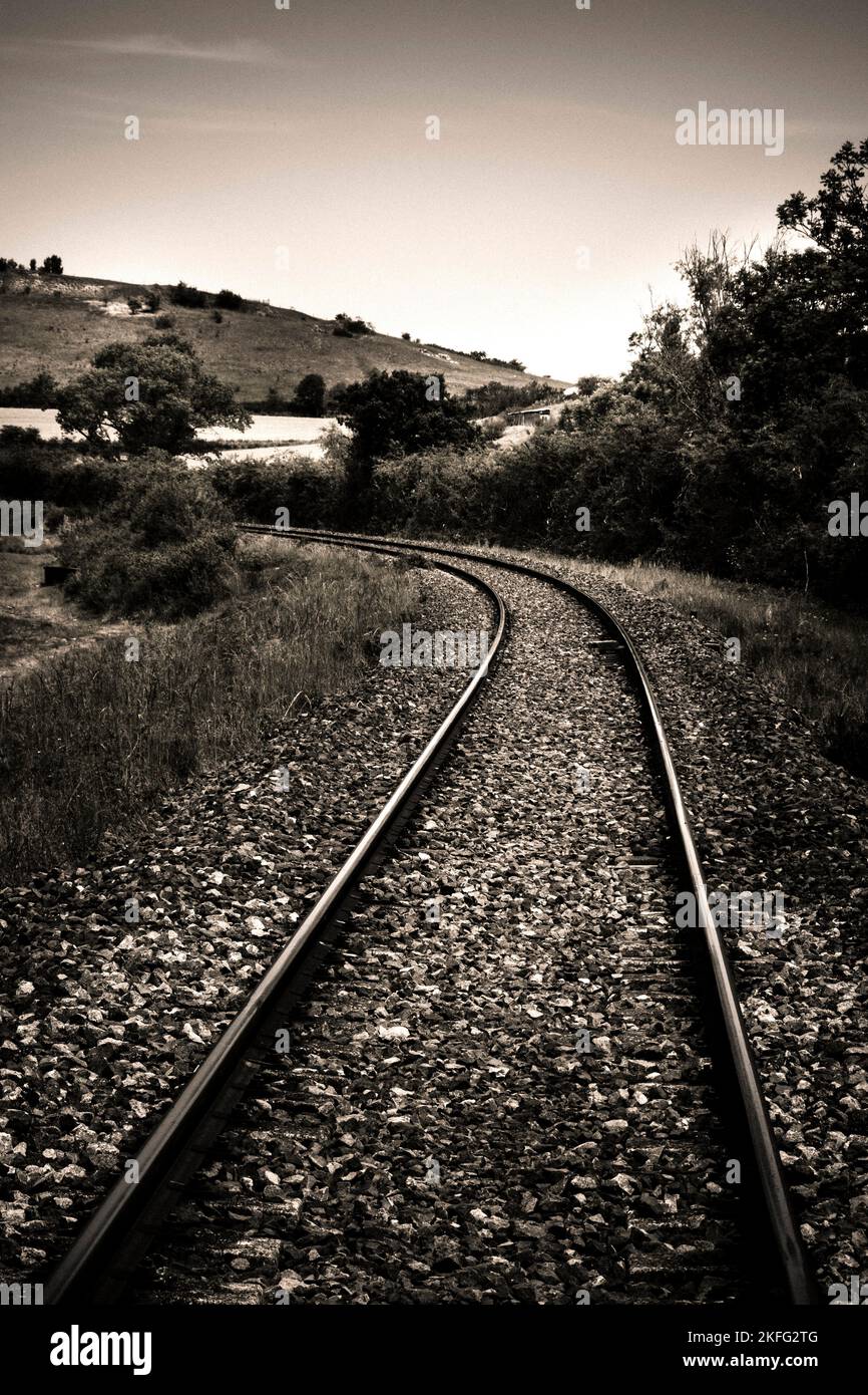 Verlassene Eisenbahn. Auvergne-Rhone-Alpes. Frankreich Stockfoto