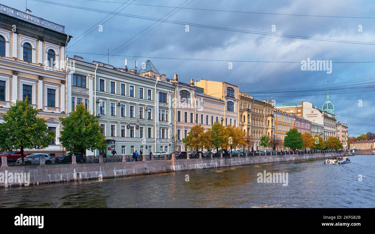 Moyka-Ufer mit Blick auf das Haus der Russischen Feuerversicherungsgesellschaft, 1882-1885, Haus der Gesellschaft zur Förderung der Künste, 1890-1 Stockfoto