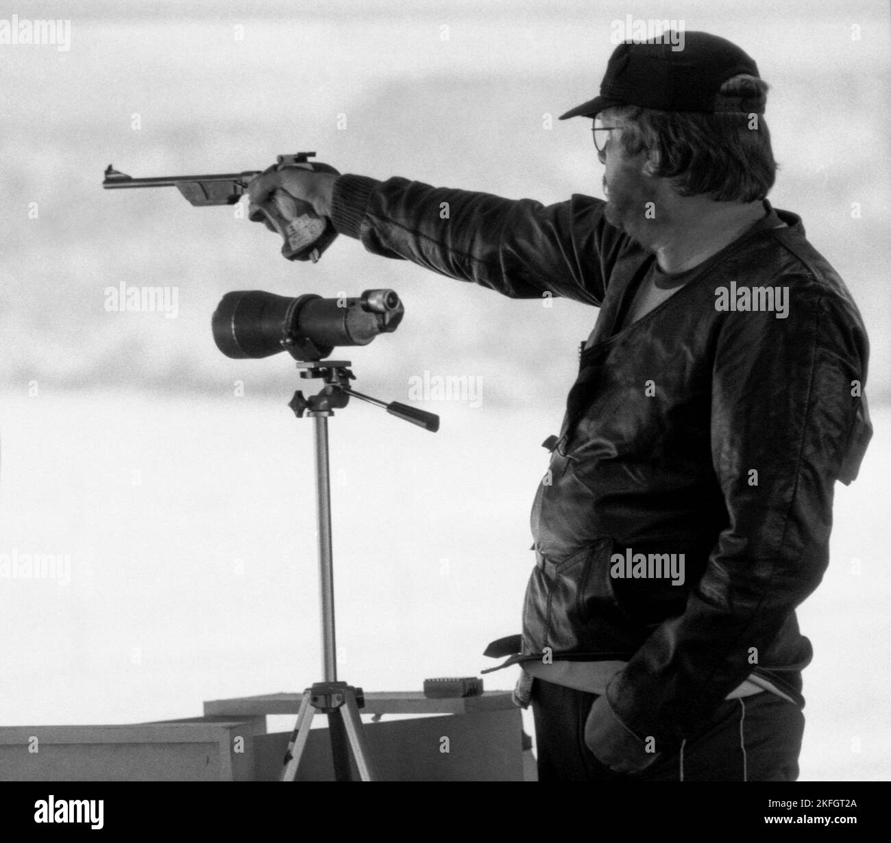 OLYMPISCHE SOMMERSPIELE IN LOS ANGELES USA 1984 Ove Gunnarsson Schweden auf Schießstand in Schießen freie Pistole Stockfoto