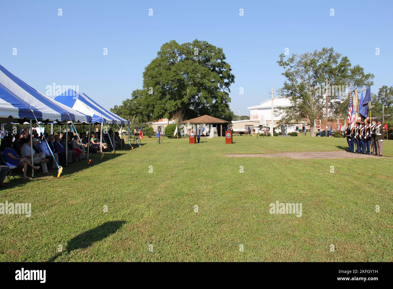 Shell Field Fort Rucker General Michael C. McCurry, Generalkommandant von USAACE und Fort ...