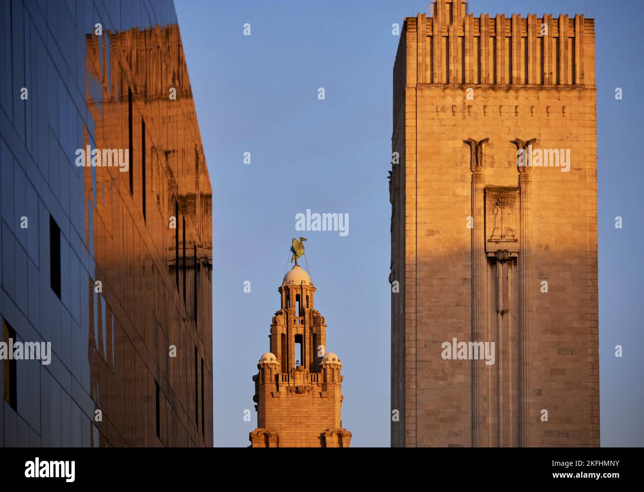 Das Royal Liver Building, denkmalgeschütztes Gebäude in Liverpool, England. Stockfoto