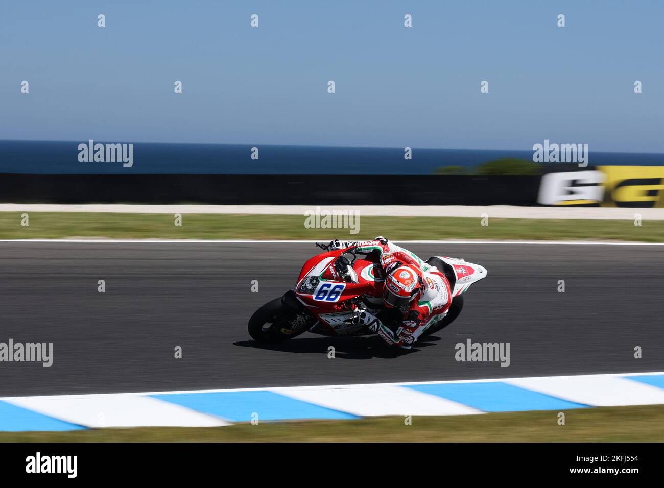 PHILLIP ISLAND, AUSTRALIEN - NOVEMBER 18: Niki Tuuli aus Finnland auf dem MV Agusta Reparto Corse MV Agusta F3 800 RR während des FIM World Superbike 2022 Stockfoto
